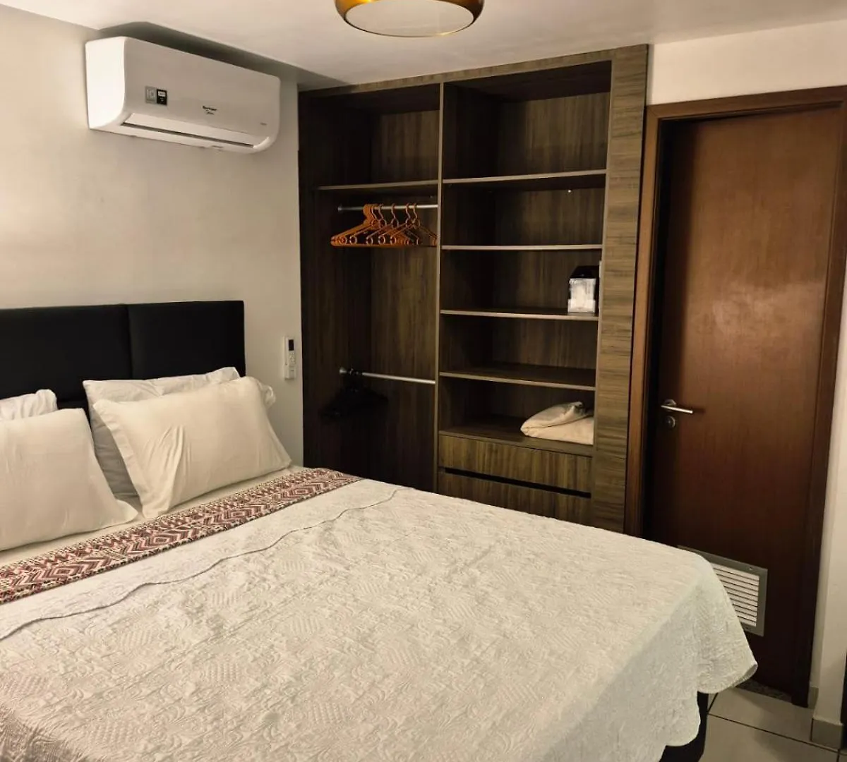 Liv Inn Apartamento Na Beira-Mar Fortaleza 아파트